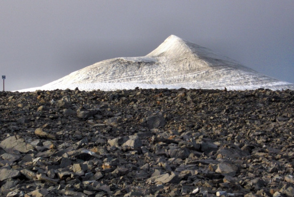 Hur och varför sker kemiska reaktioner?