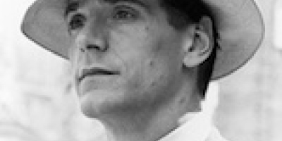 Vad män med djup basröst tror om dig