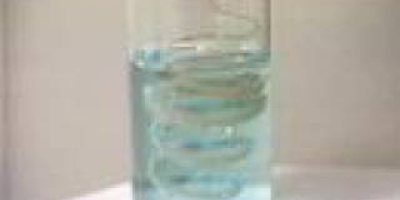 Reaktionen mellan koppar och silverjoner