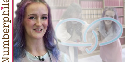 Matematiska kramar slår knut på sig själva