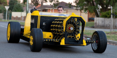 En fullskalig legobil som faktiskt går att köra