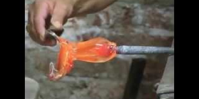 En glasskulptur av en häst på 90 sekunder!