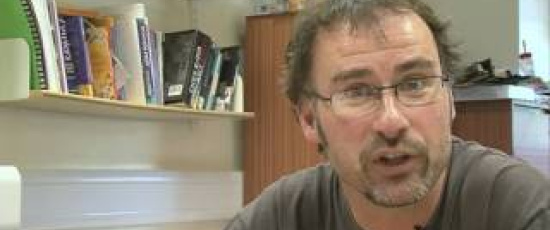 Rör sig elektronerna vid absoluta nollpunkten?