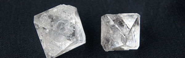 Prov 2004-11-26: Mol, stökiometri och lösningars halter