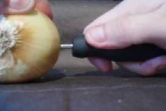 Ladda iPod:en med läsk och lök!